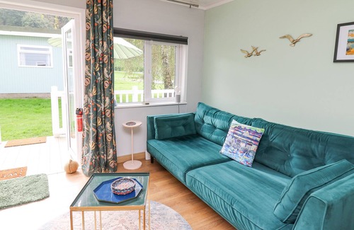 New Quay Cabin | THE SHED, pet friendly, with a garden in Llanarth