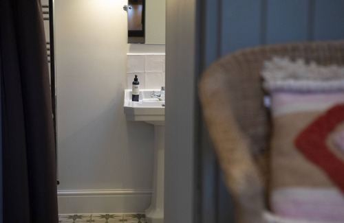 Grasmere Cabin | The Shepherd’s Hut is a charming retreat to relax after a day at the Lakes.