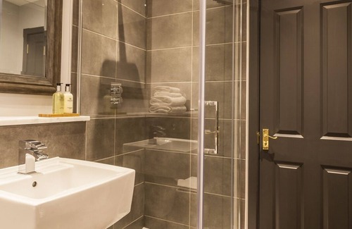 Burnham-on-Crouch Hotel | The Ship Inn