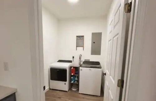 Kirby House | The Shop House - 2BR/2BA near Lake Greeson