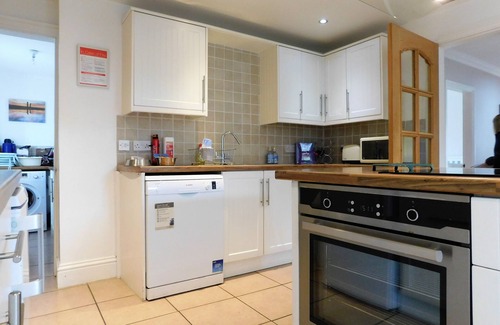 Sheringham House | The Sidings - a detached bungalow close to the train station and shops in Sheringham