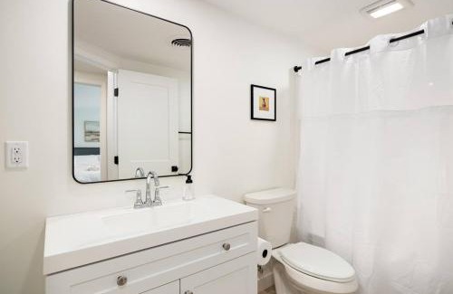 Morton Apartment | The Silo 6 - 1BD Modern Abode