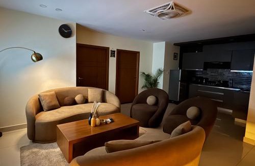 Islamabad Apartment | The Skyluxe Designer Suite with Rooftop Pool