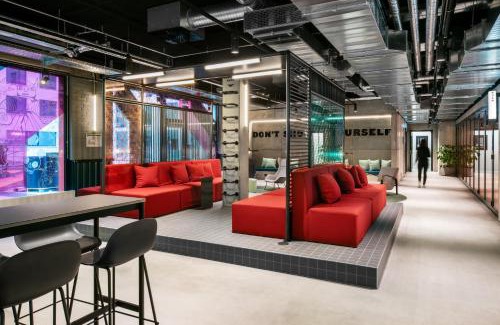 Mitte Hotel | The Social Hub Berlin Alexanderplatz Extended Stay