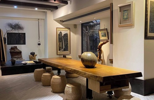Daan House | The Sogoart Deluxe Suite, the top art gallery in Taipei, sincerely welcome !