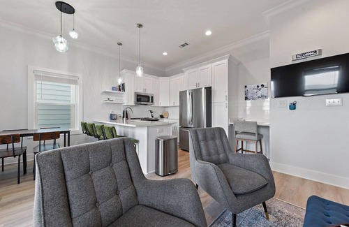 Gulfport House | The Sound at Gulfport - Beachfront Home