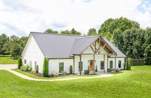 Pleasant View House | The Southern Oasis