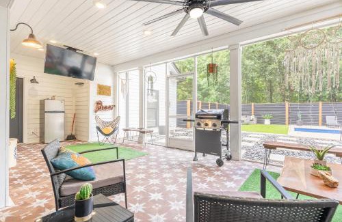 Pleasant View House | The Southern Oasis