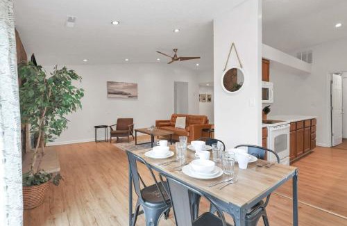 Columbus House | The Spacious Hilliard House