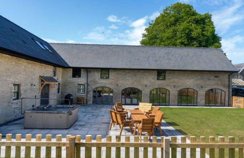 Kidwelly House | The Stable Block