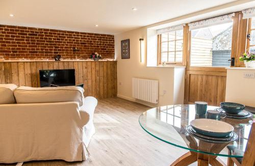 Preston Apartment | The Stable