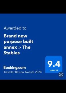 Rastrick House | The Stables at Lower Carr Barn