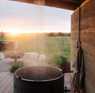 St Helens House | The Stables