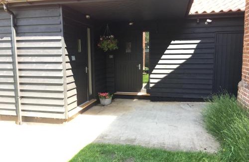 Huntingdon House | The Stables Kings Ripton