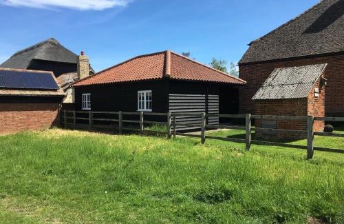 Huntingdon House | The Stables Kings Ripton