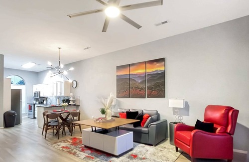 Bentonville - Fayetteville House | The Stay at Steuben, Hot Tub, 2 houses, 6 BR