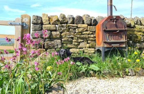 Todmorden Apartment | The Studio at Stoodley Pike View