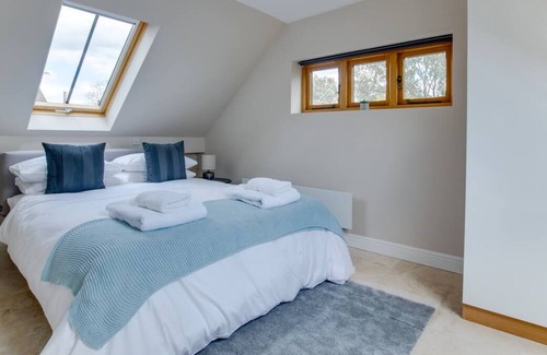 Abbess Roding Apartment | The Studio in the beautiful Maidstone