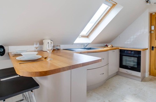 Abbess Roding Apartment | The Studio in the beautiful Maidstone