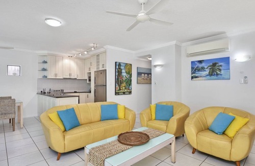 Trinity Beach Apartment | THE SUMMIT@TRINITY BEACH- OCEAN VIEWS !