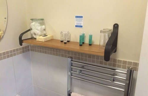 Welshampton Hotel | The Sun Inn