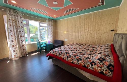 Pahalgam Hotel | The Sun Shine Pahalgam