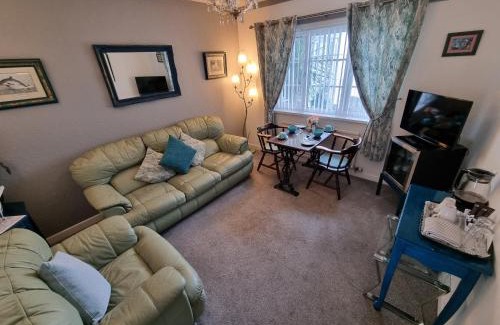 New Quay Hotel | The Sup Shack Wellington Inn