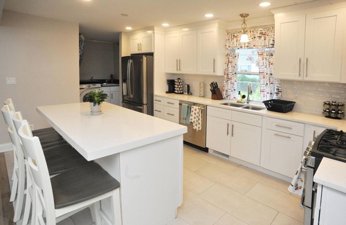 Portage House | The Swan- The best place to stay in Portage Beautiful 4-Bed 2-Bath House