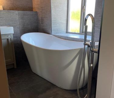 Milnthorpe Hotel | The Tavern at Hale