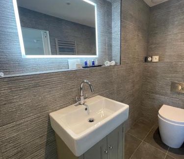 Milnthorpe Hotel | The Tavern at Hale