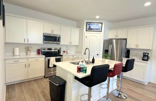 Highlands - Perkins Villa | The Tigers Pathway House near LSU Stadium - BC1034