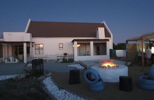 St. Helena Bay Apartment | The Tiki Hut