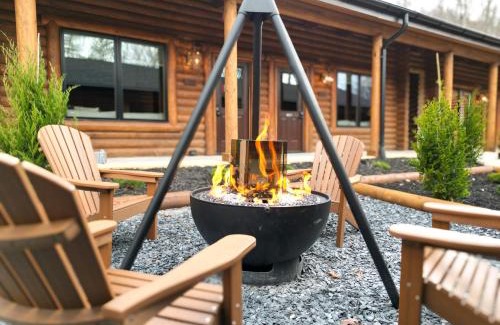 Gatlinburg Hotel | The Timber at Holly Branch