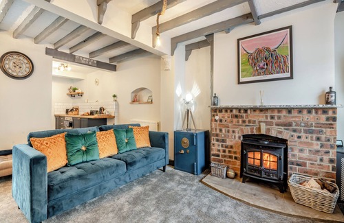 Guisborough Cottage | The Tipsy Bee at 143.