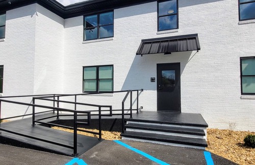 Tazewell Apartment | The Traveler On Main - Suite 5