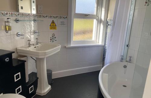 Petersfield Hotel | The Trooper Inn