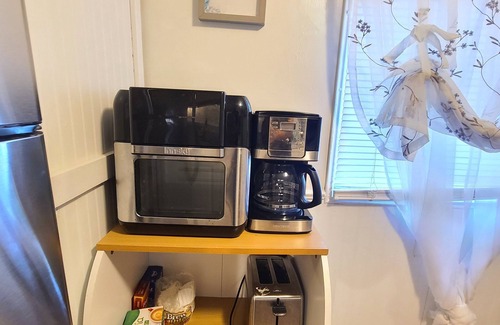 Casselberry Cottage | The two tiny house in one