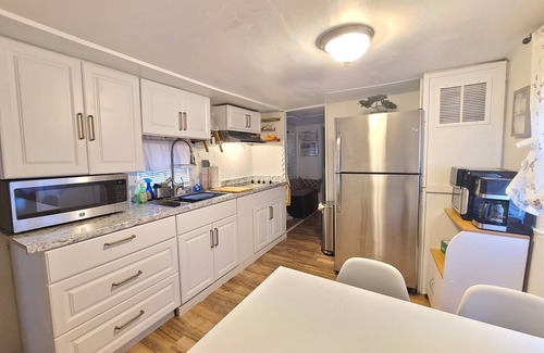 Casselberry Cottage | The two tiny house in one