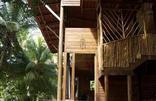 Isla Bastimentos House | The Ultimate Beach House (Casa Sol Y La Luna)