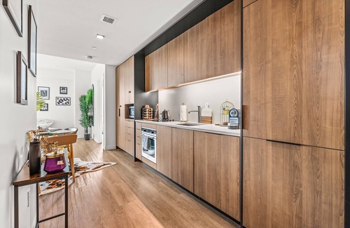 East Cambridge Apartment | The ultimate urban escape