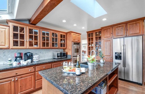 Healdsburg House | The Ultimate Wine Lover's Experience