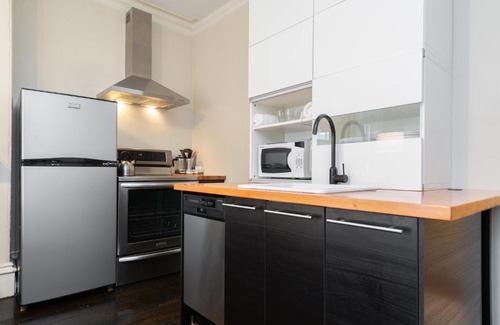 Shawmut Apartment | The Upton