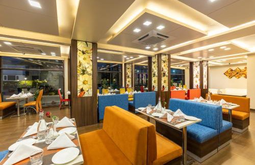 Katra Hotel | The Vaishnodevi Sarovar Portico