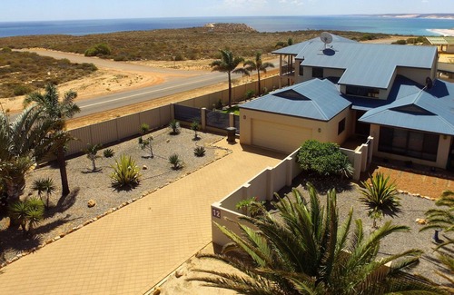 Kalbarri House | The View Kalbarri - Uninterrupted 180° Ocean Views