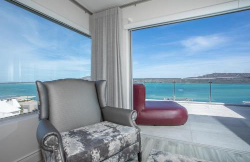 Langebaan Villa | THE VIEW LANGEBAAN LAGOON VILLA WITH HEATED POOL and SOLAR ENERGY