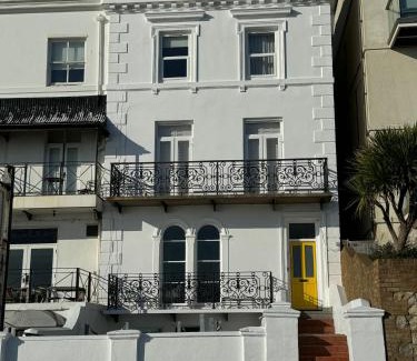 Sandgate Apartment | The View Sandgate Beach