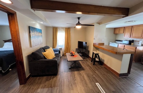 Steubenville Apartment | The VilleTop - Charming 1-bedroom apartment in wonderful Steubenville, OH