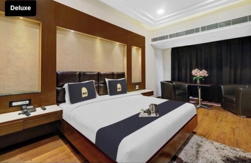 Misrikh Hotel | The Vishwanath Palace