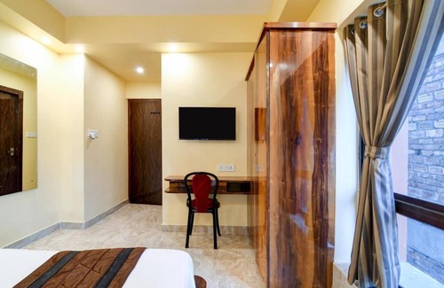 Misrikh Hotel | The Vishwnath Palace