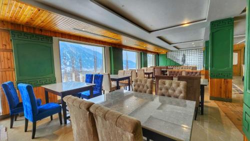 Pahalgam Hotel | The Walnut Creek Pahalgam